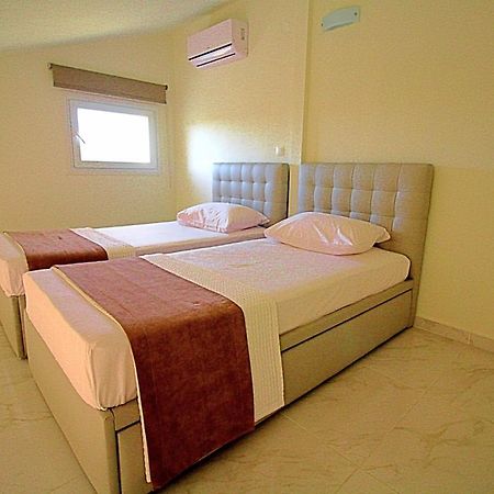 Sky Rays Luxury Apartments Nikiti  Exteriér fotografie