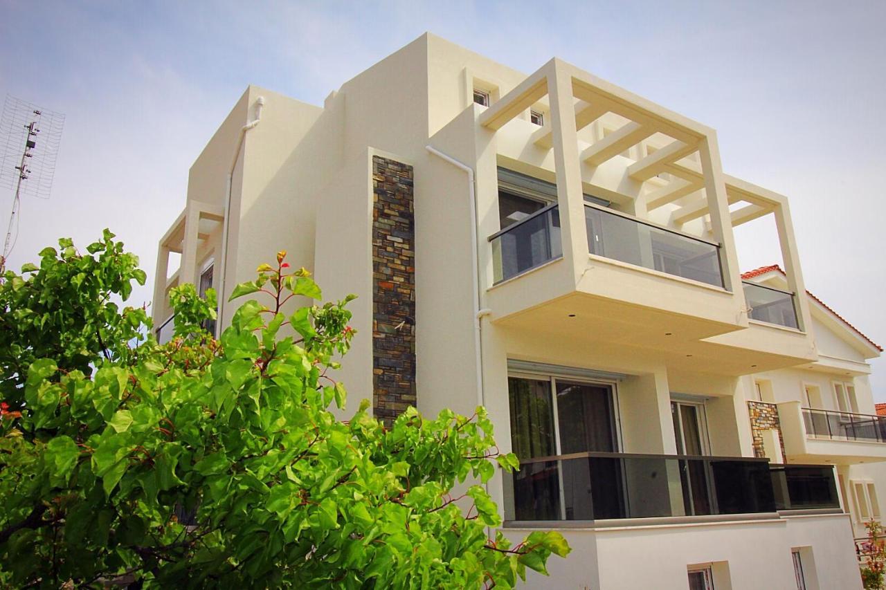 Sky Rays Luxury Apartments Nikiti  Exteriér fotografie