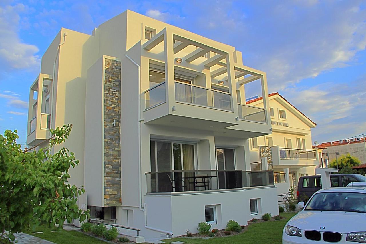 Sky Rays Luxury Apartments Nikiti  Exteriér fotografie