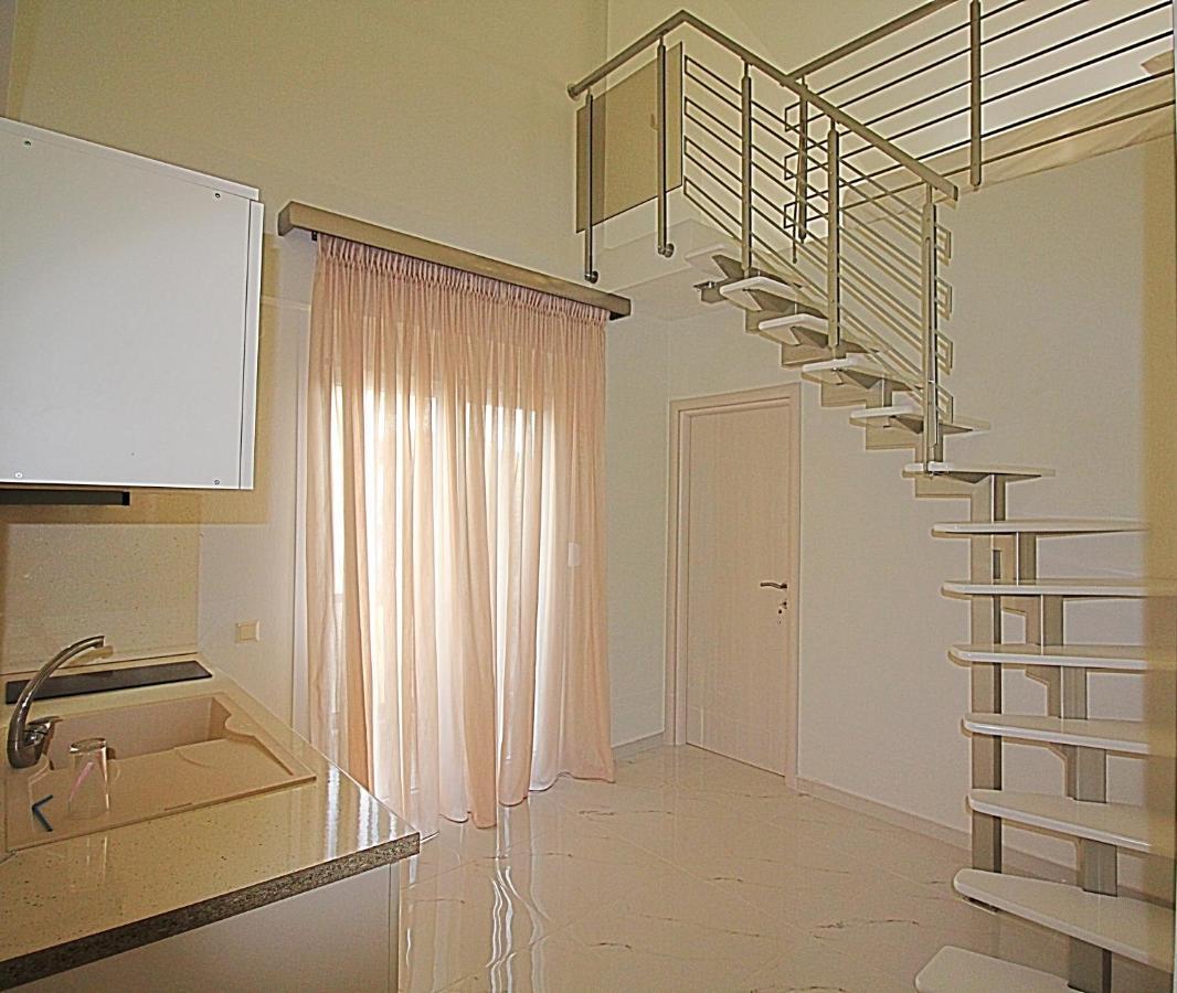 Sky Rays Luxury Apartments Nikiti  Exteriér fotografie