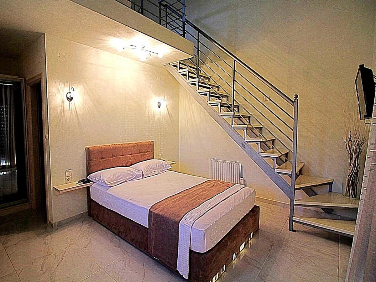 Sky Rays Luxury Apartments Nikiti  Exteriér fotografie