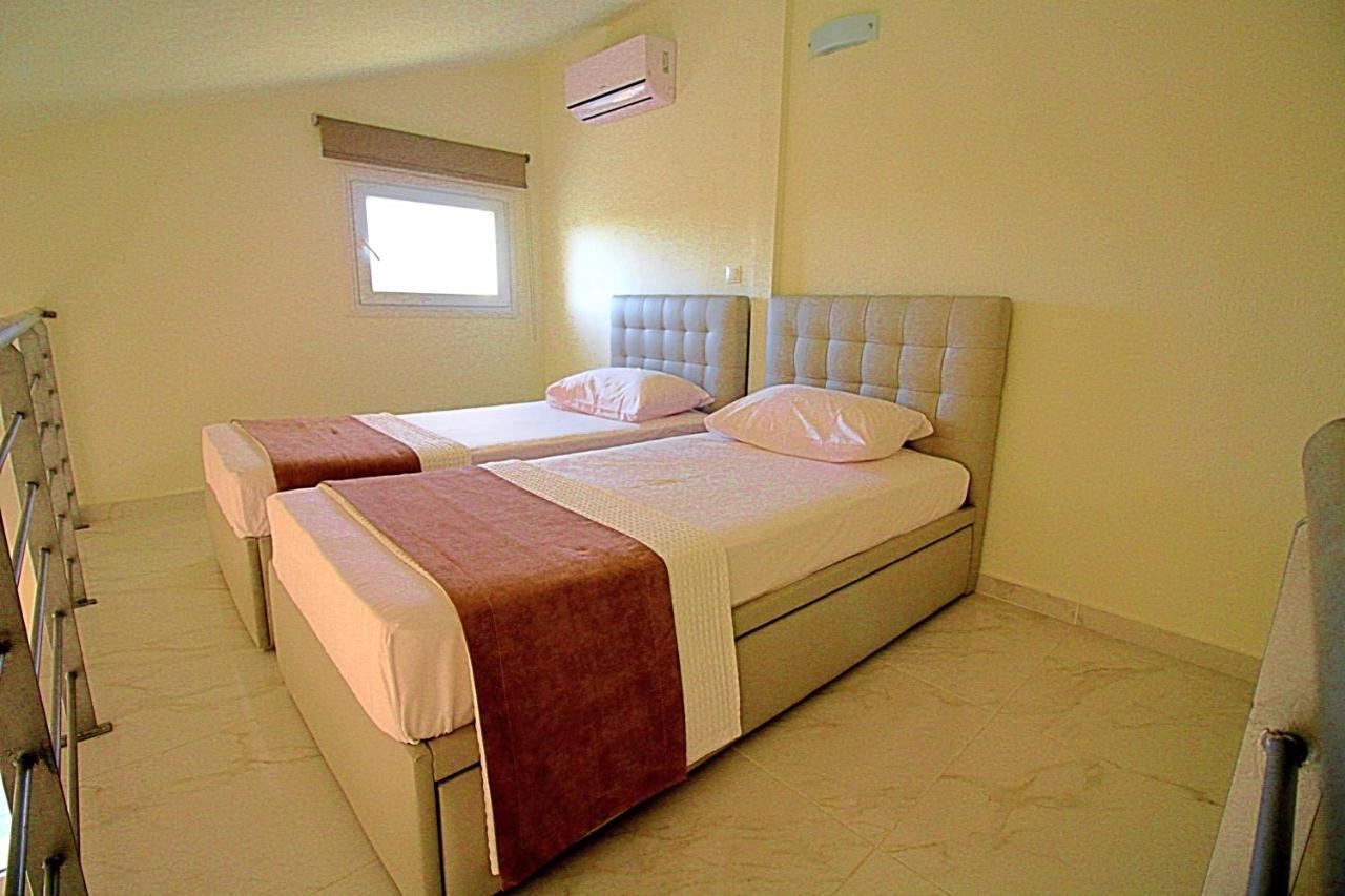 Sky Rays Luxury Apartments Nikiti  Exteriér fotografie